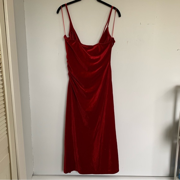ZARA RED VELVET BODYCON DRESS NWT - Picture 11 of 13